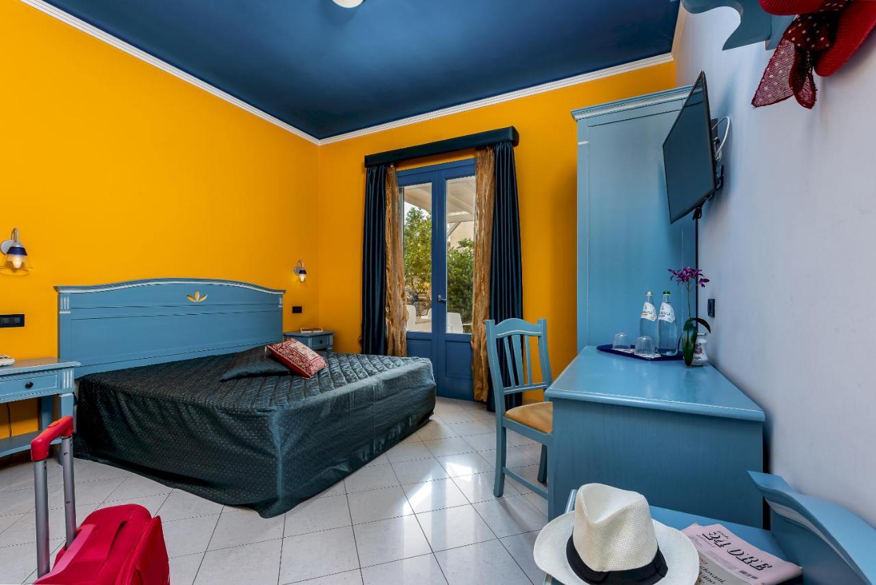 Hotel Ristorante Mediterraneo Faro San Vito Lo Capo Eksteriør bilde
