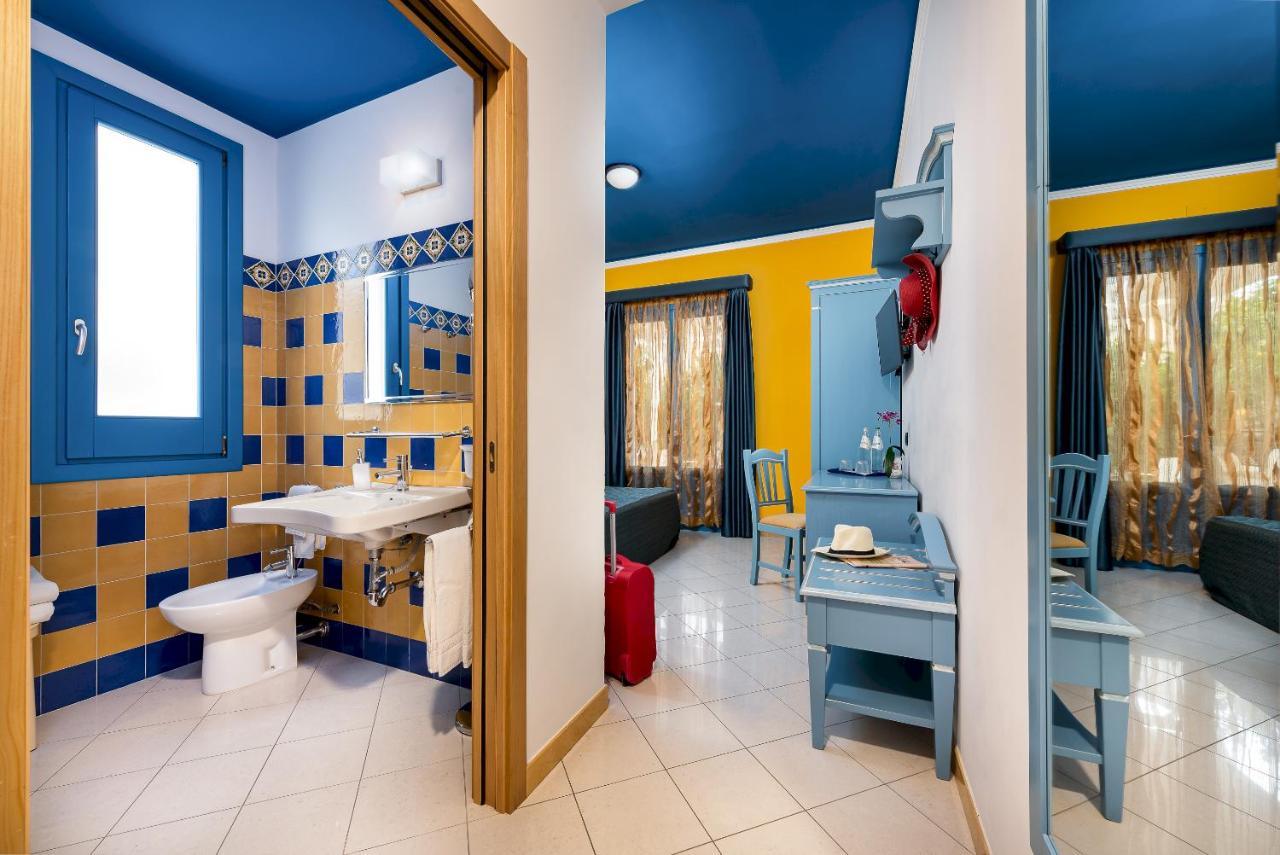 Hotel Ristorante Mediterraneo Faro San Vito Lo Capo Eksteriør bilde